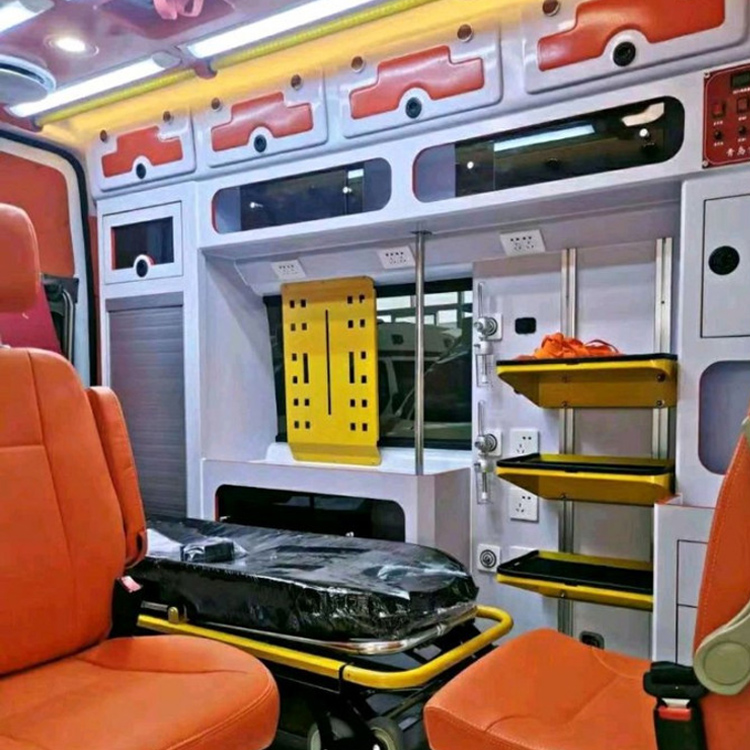 潢川长途救护车护送病人租赁价格